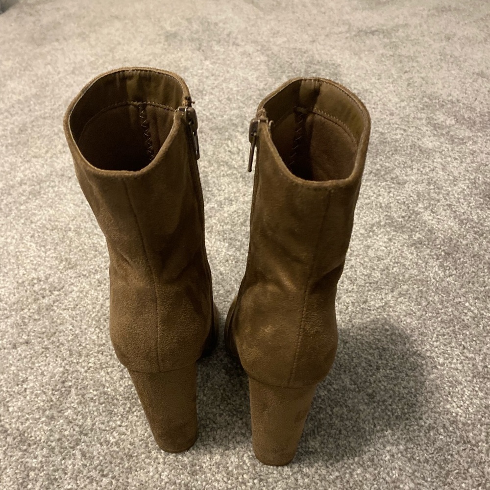 Suede booties - Picture 2 of 3